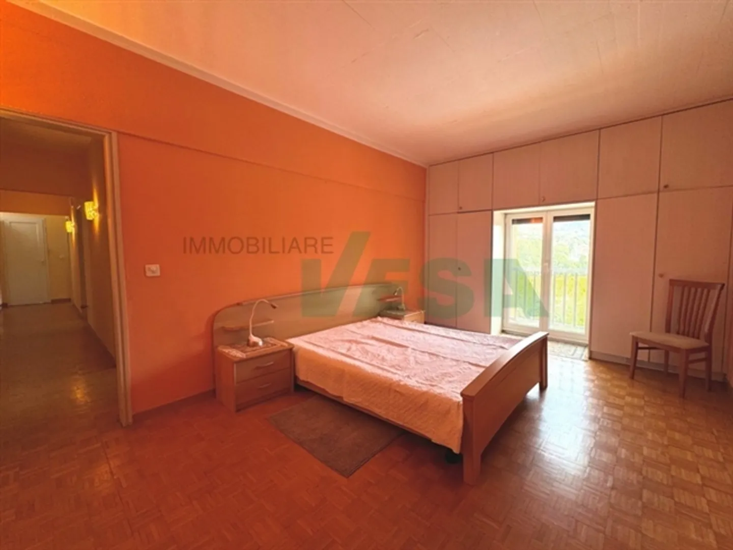 «Geräumige Villa mit Swimmingpool und schönem Panoramablick auf die Weinberge» - Foto 7 von 11