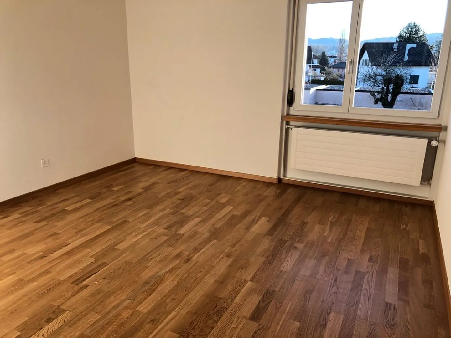 Moderne Wohnung mit grosser Terrasse - Foto 6 von 8