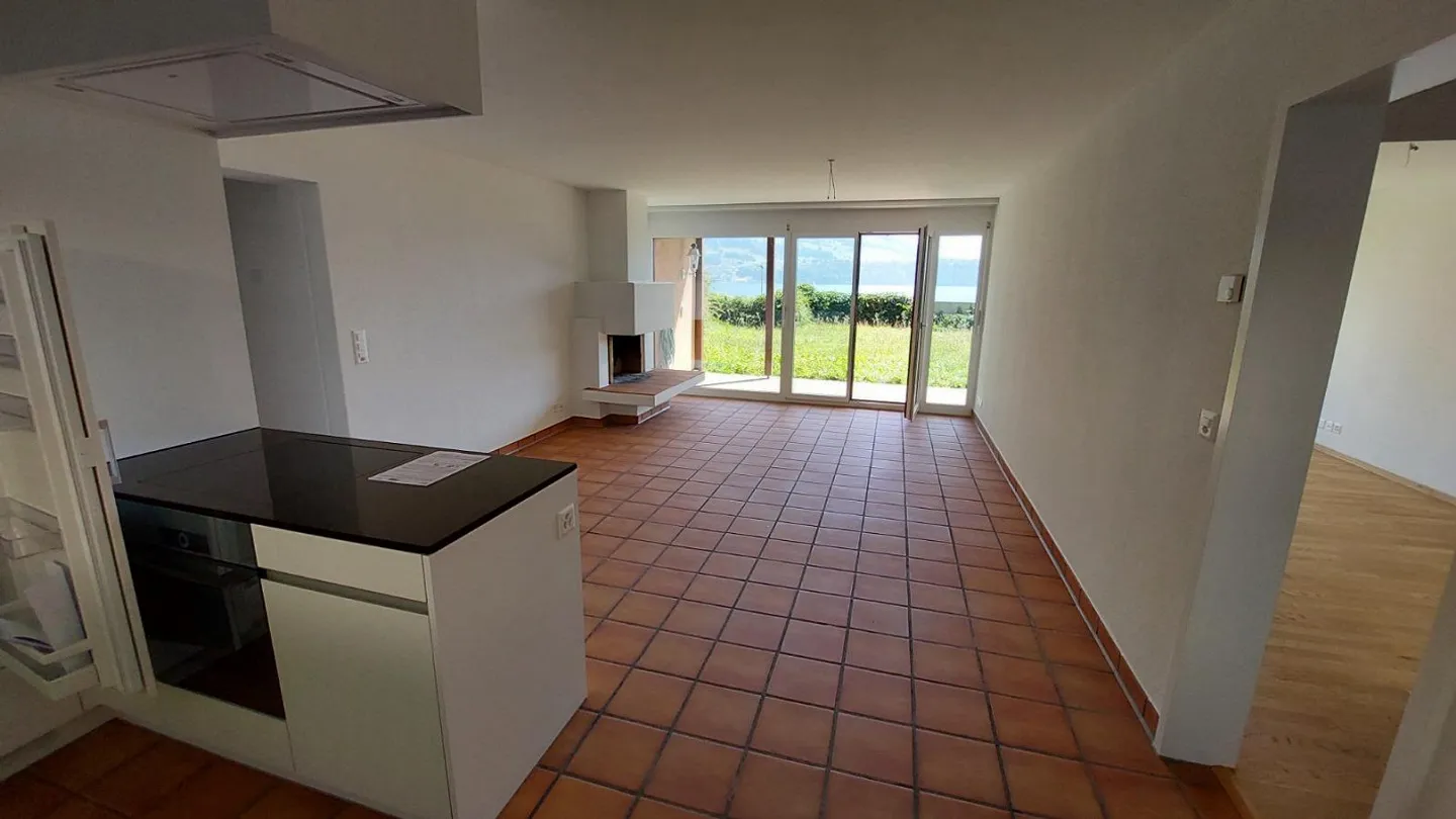 schöne 3.5 Zimmerwohnung mit traumhafter Aussicht - Foto 2 von 12