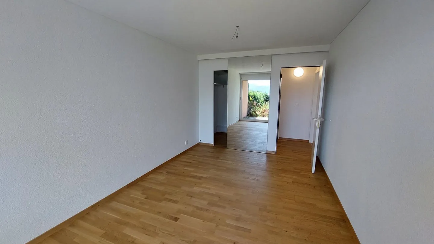 schöne 3.5 Zimmerwohnung mit traumhafter Aussicht - Foto 7 von 12
