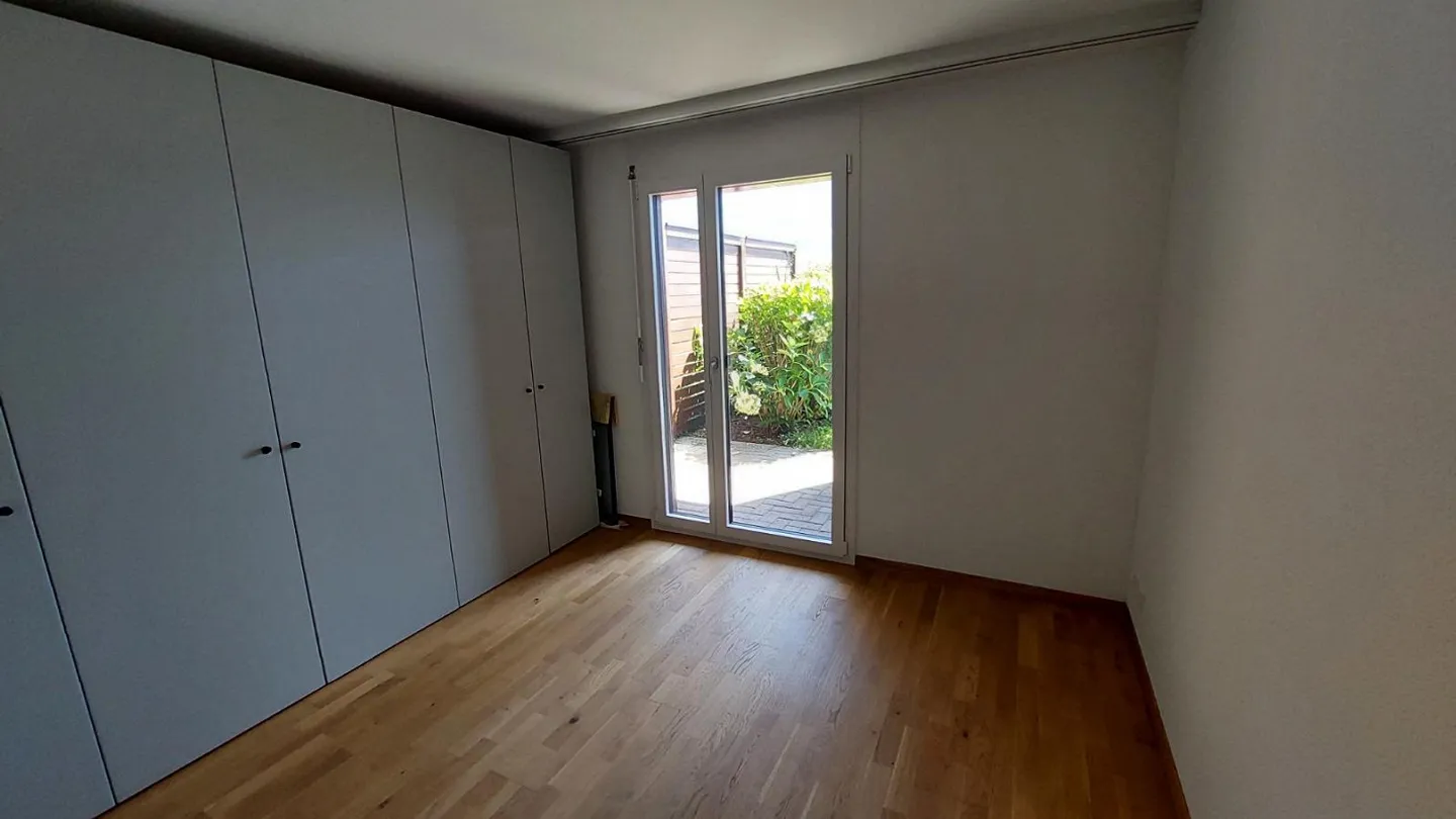 schöne 3.5 Zimmerwohnung mit traumhafter Aussicht - Foto 8 von 12