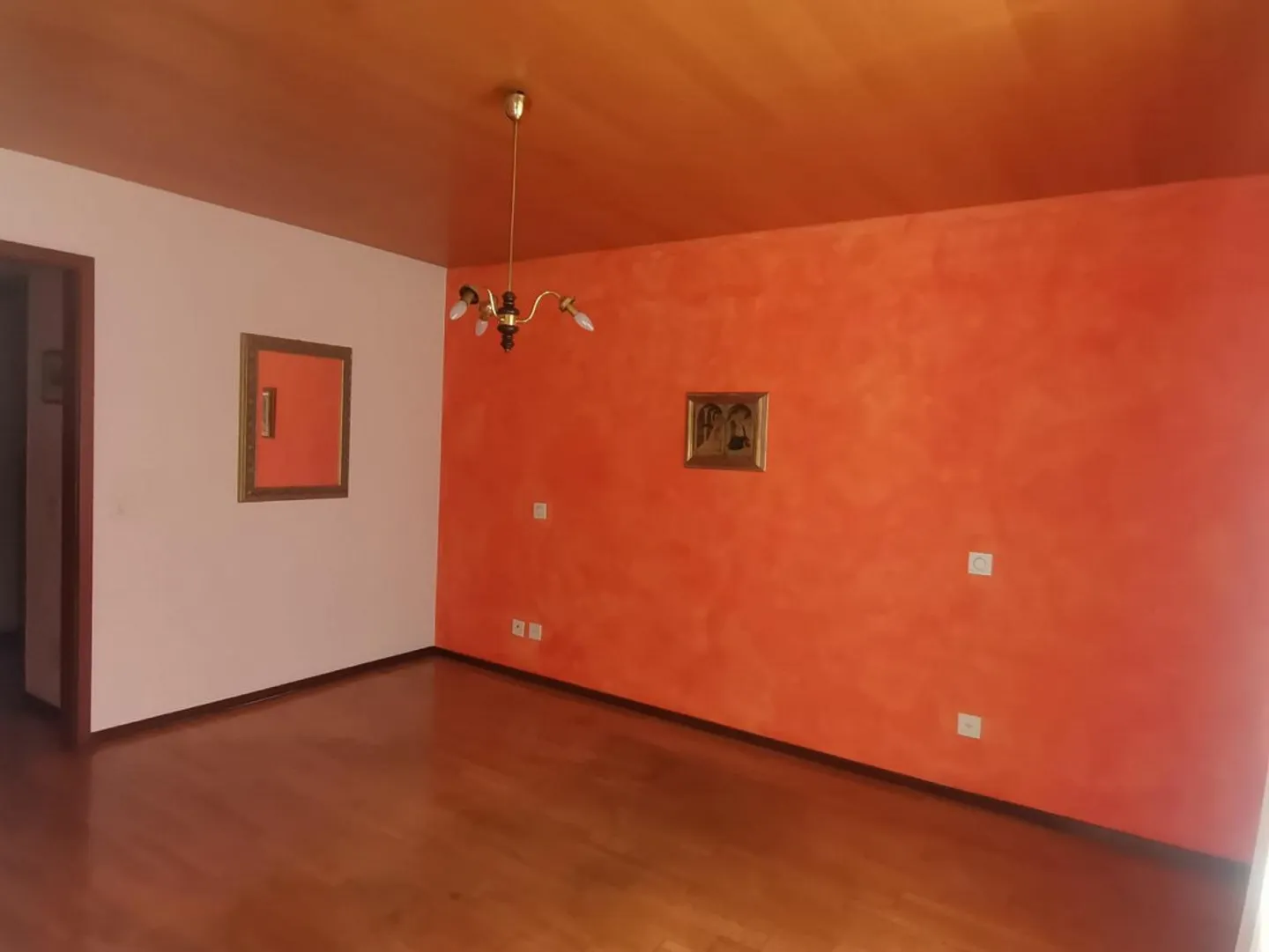 Casa a 2 livelli con giardino in posizione molto soleggiata e tranquilla con bella vista - Foto 5 di 20