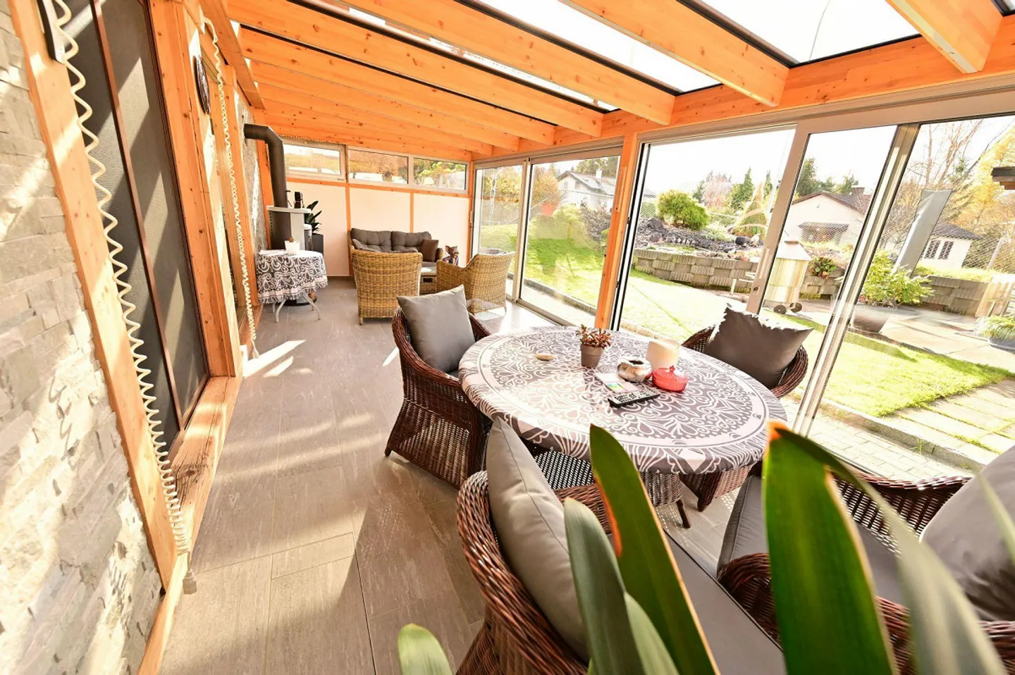 Charmante maison individuelle de 5,5 pièces avec charme rural - Photo 6 sur 15