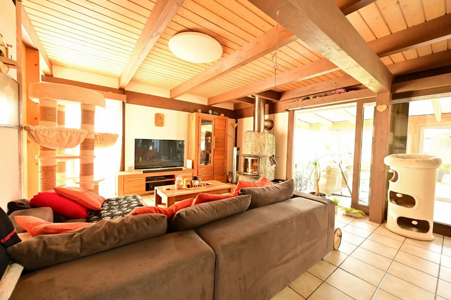 Charmante maison individuelle de 5,5 pièces avec charme rural - Photo 8 sur 15