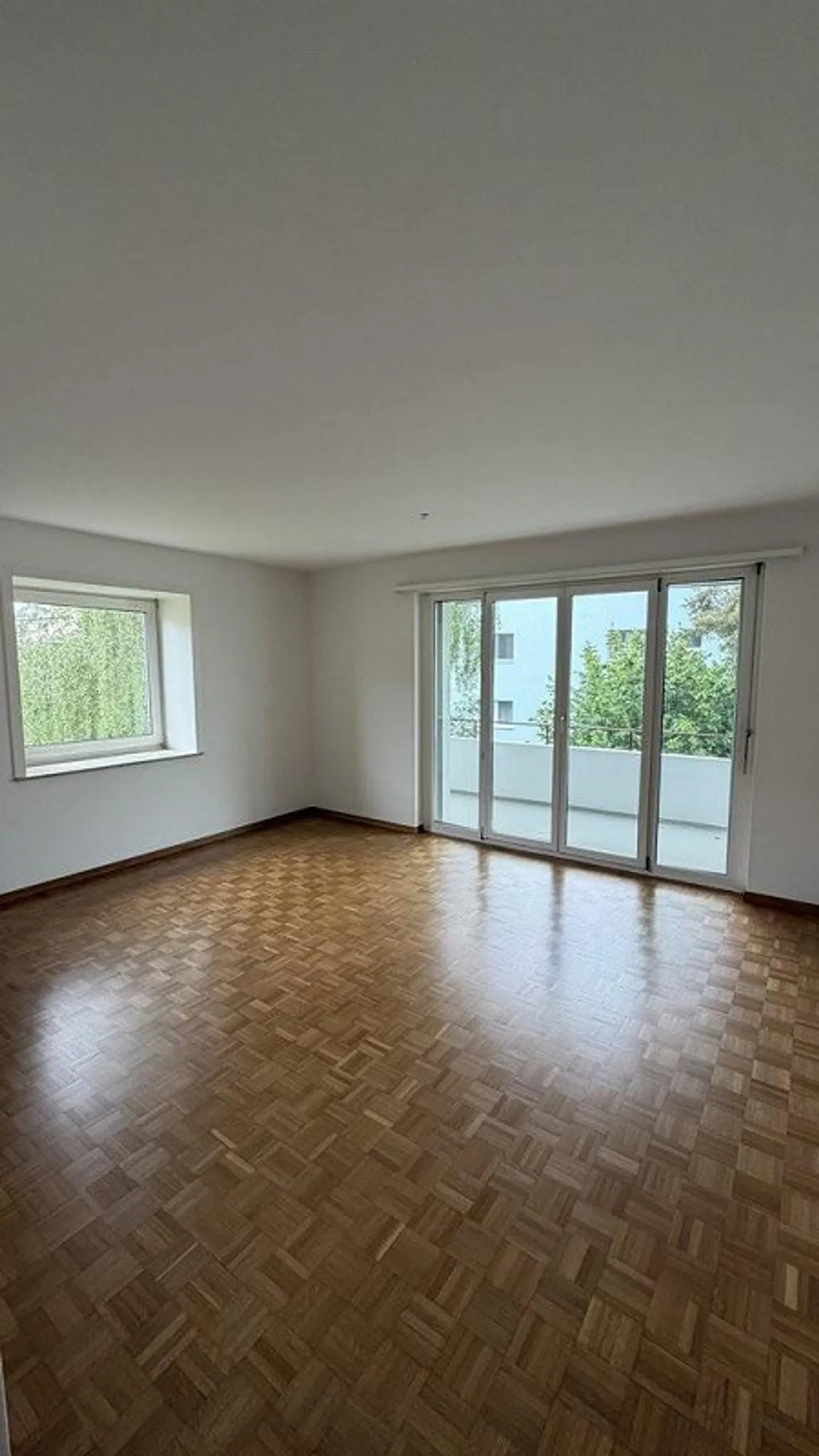 AFFITTARE SENZA DEPOSITO - Appartamento nel cuore di Bassersdorf - Foto 4 di 8