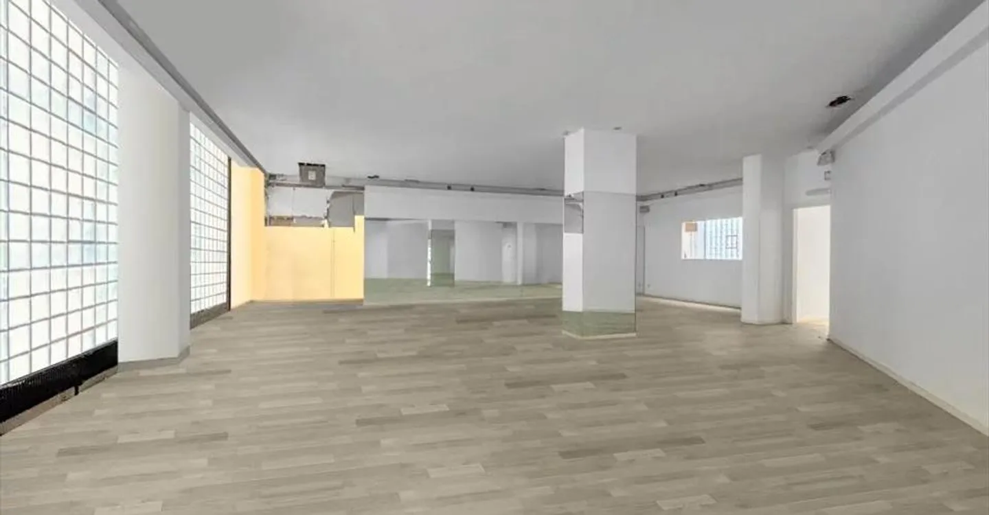 Immeuble mixte à louer - Photo 10 sur 13