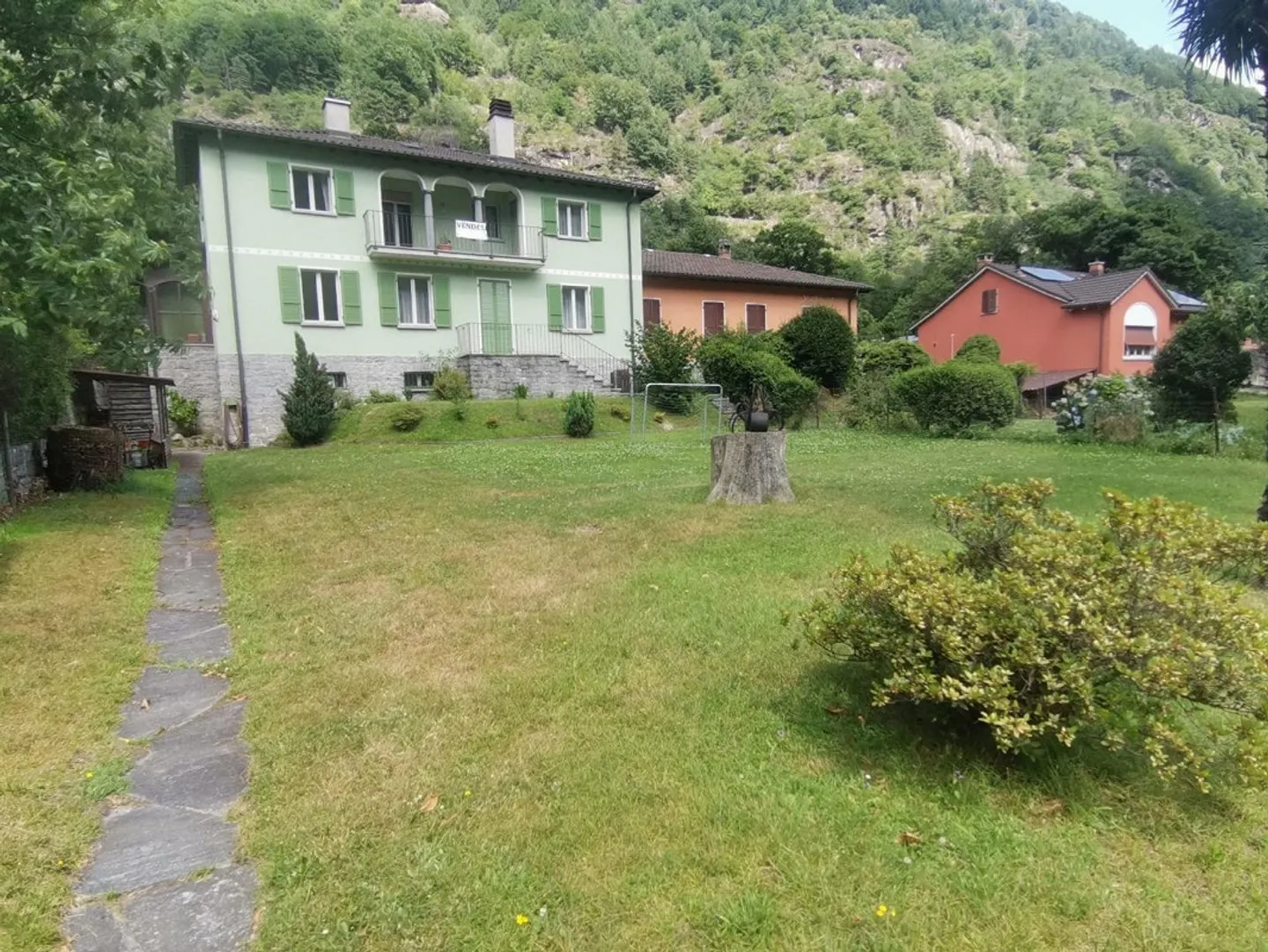 Casa a 2 livelli con giardino in posizione molto soleggiata e tranquilla con bella vista - Foto 11 di 20