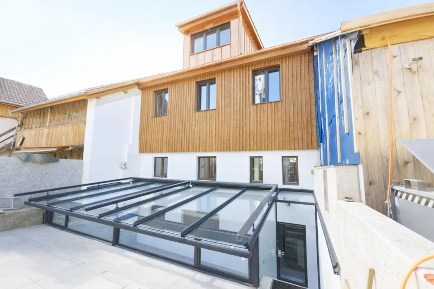Une maison, deux unités de vie - repenser la vie intergénérationnelle - Photo 1 sur 17