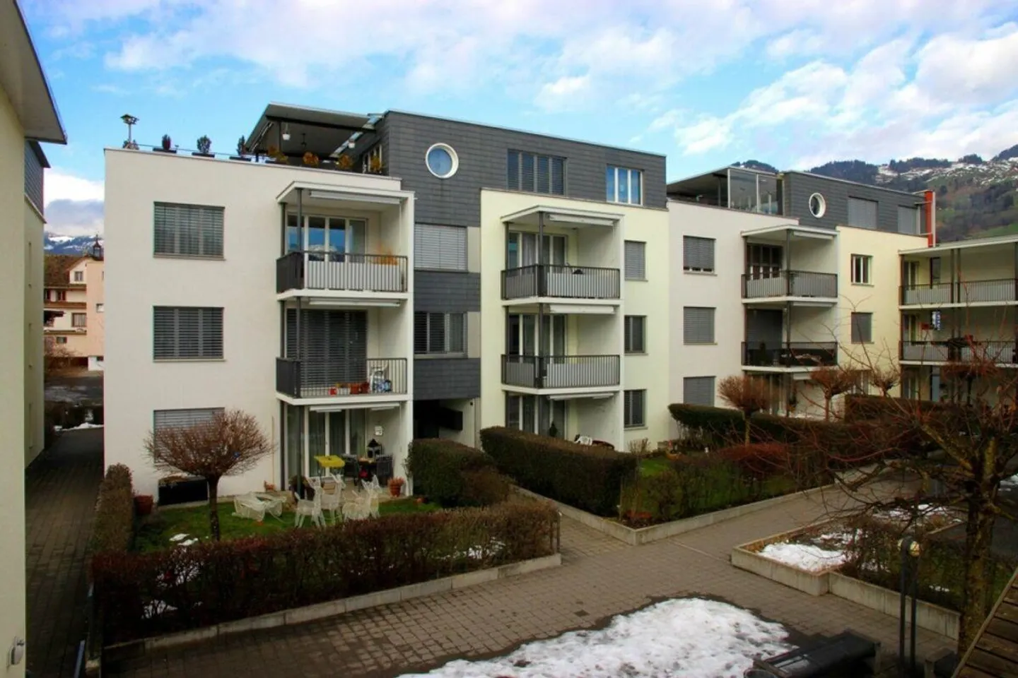 Appartement 3.5 pièces avec espace jardin - Photo 1 sur 11