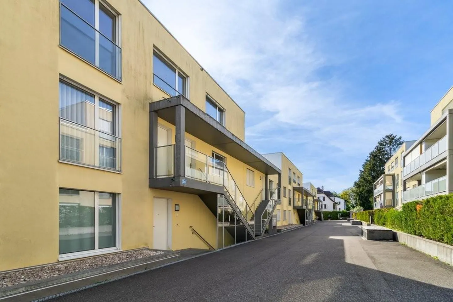 Central, quiet and with 4.5 rooms - Your new home! - Photo 1 of 7