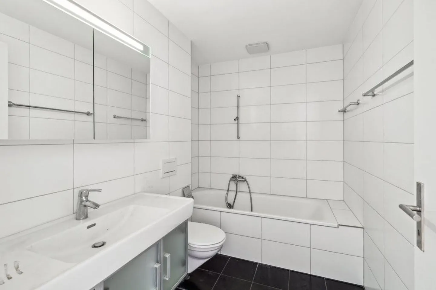 Central, quiet and with 4.5 rooms - Your new home! - Photo 6 of 7