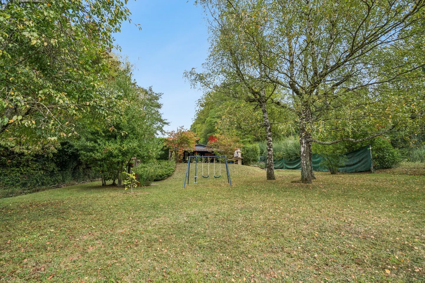 Chalet in Chancy: Summer Retreat - Photo 10 of 11