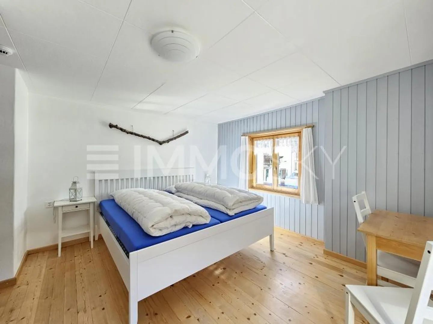 Mountains, Flair and Ski Fun – Your Guesthouse Awaits - Photo 4 of 5