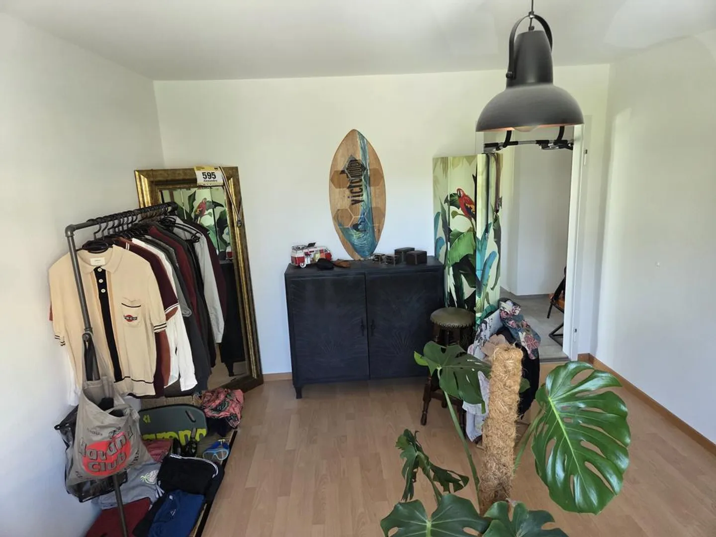 Modern Apartment - Your New Home! - Photo 2 of 7