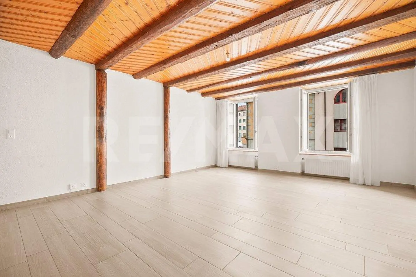 Bella casa di città + spazio commerciale - Foto 7 di 13