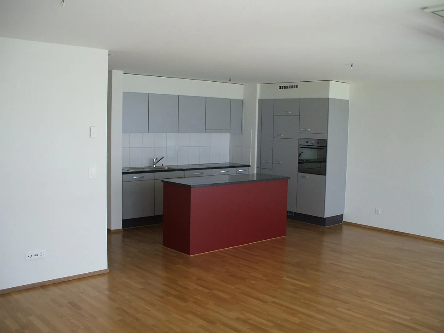 Modern Living in Bülach - Photo 4 of 7