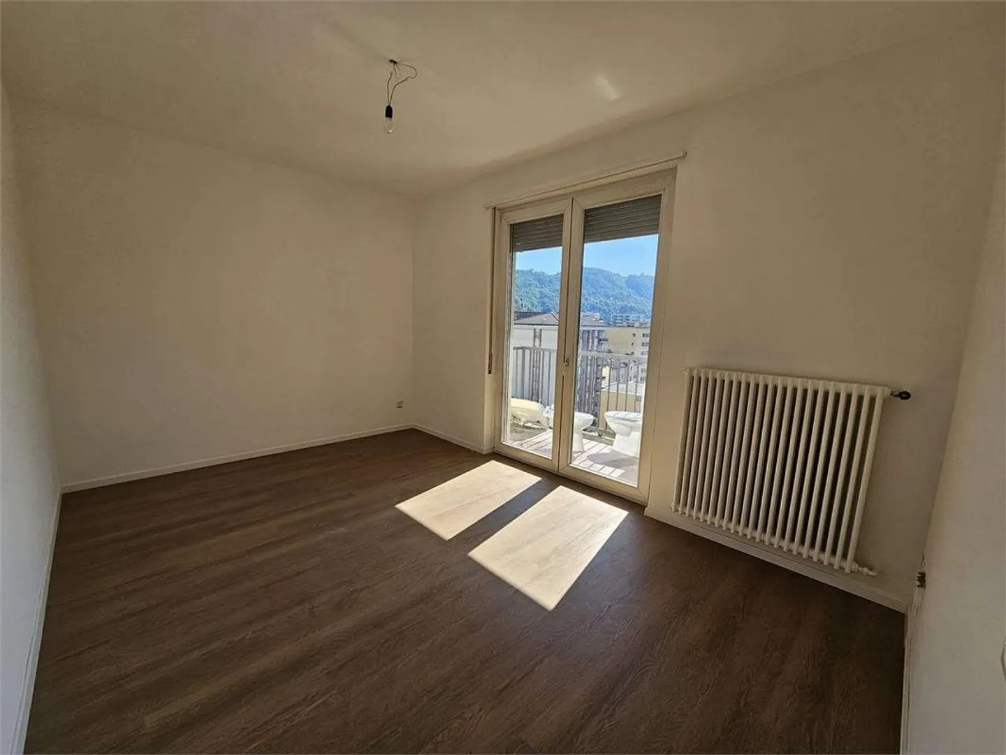 Chiasso, in affitto molto buona appartamento 3.5 stanze con balcone - Foto 2 di 8