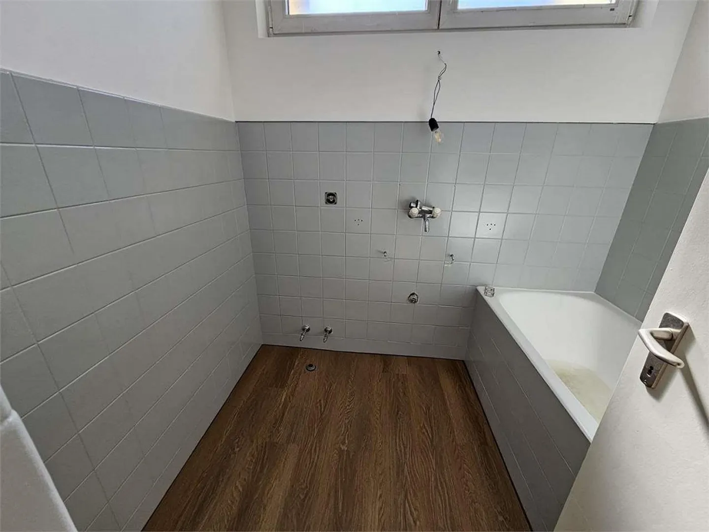 Chiasso, in affitto molto buona appartamento 3.5 stanze con balcone - Foto 8 di 8