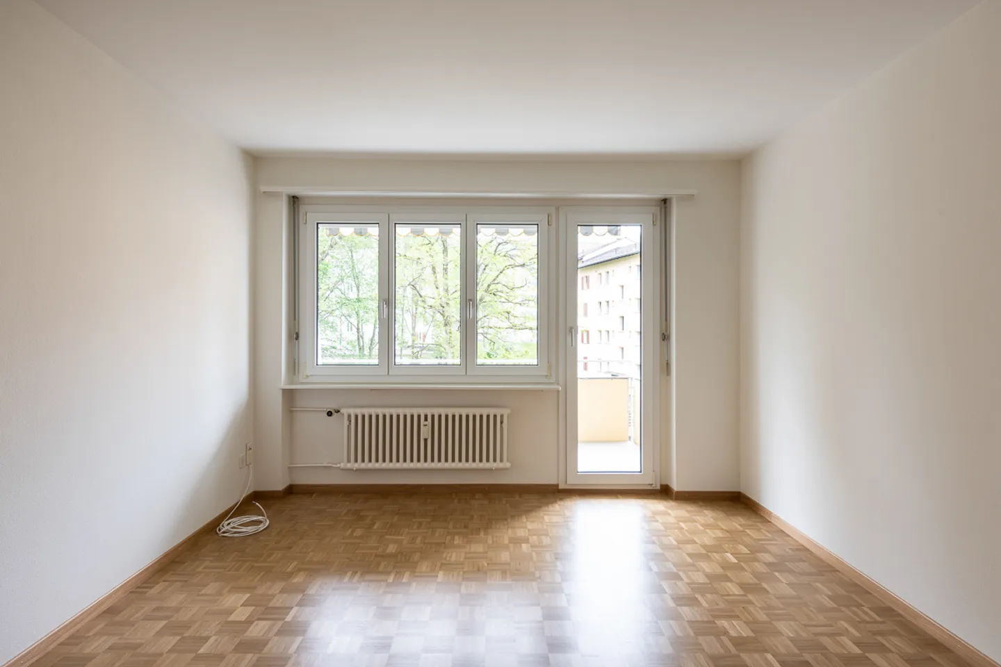 Cozy Apartment in Quiet Area - Photo 2 of 9