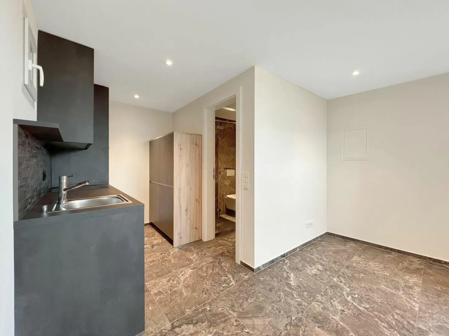 Ronco sopra Ascona - Modernes Tessiner-Haus - Foto 7 von 9