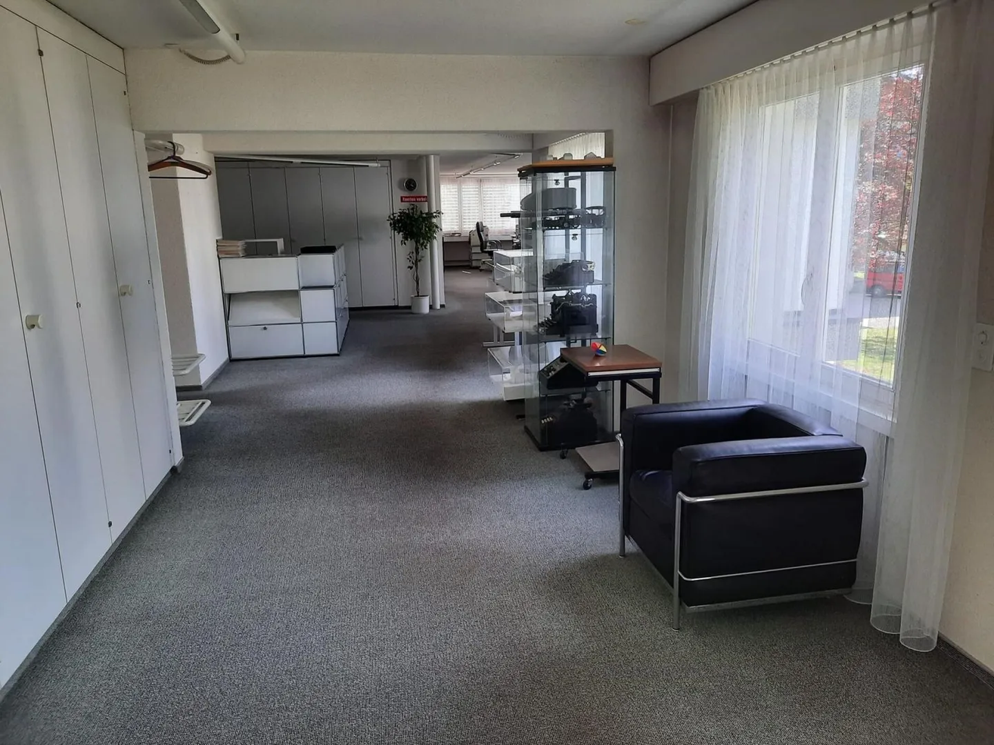 Vivere e lavorare in un quartiere tranquillo - Foto 4 di 10