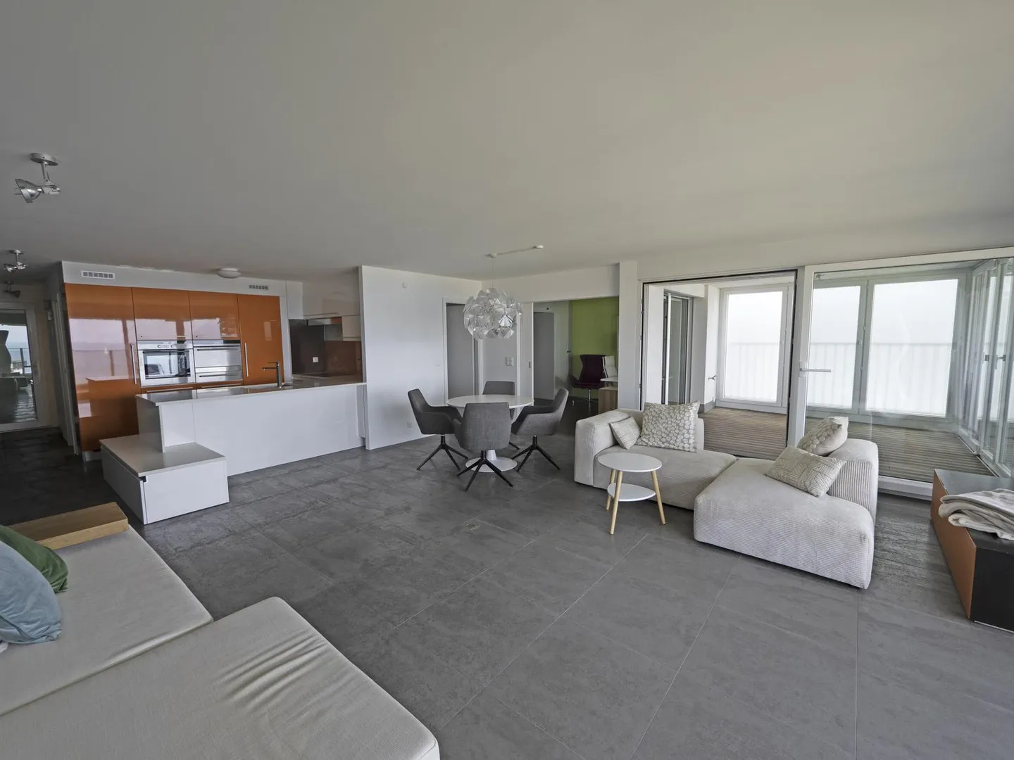 IN VENDITA - Montreux-Veytaux, Superbo appartamento contemporaneo di 3,5 locali - Foto 1 di 9