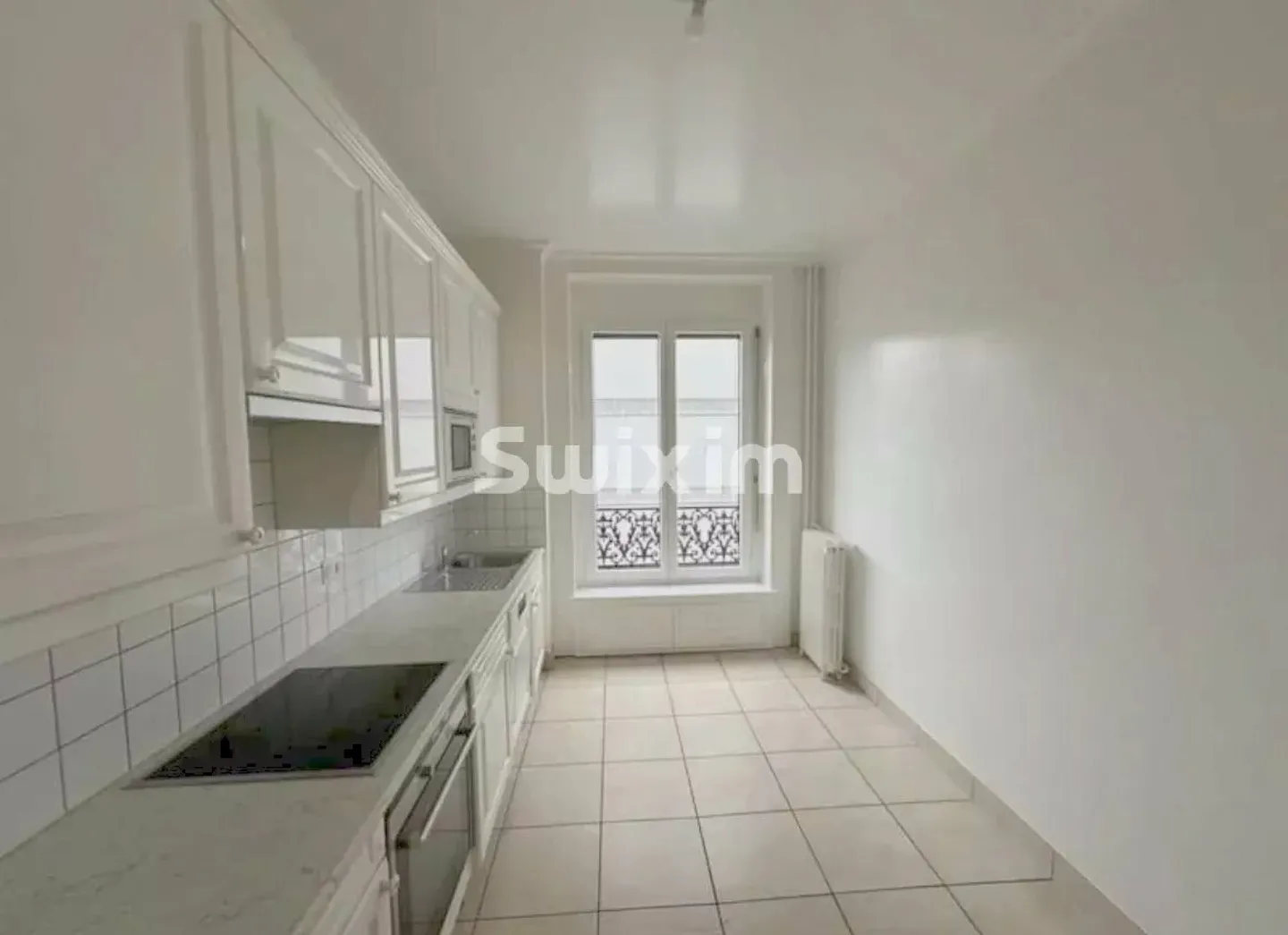 Geräumige 5-Zimmer-Wohnung in einem prestigeträchtigen historischen Gebäude - Foto 4 von 7