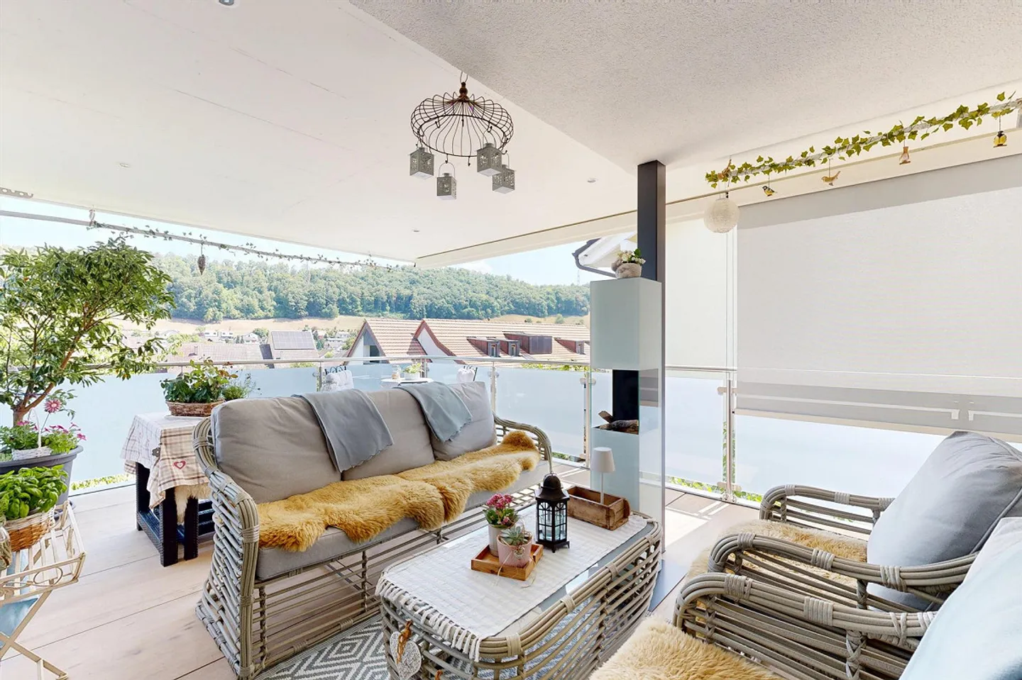 Condominium moderne de 4,5 pièces avec belle vue - Photo 8 sur 9