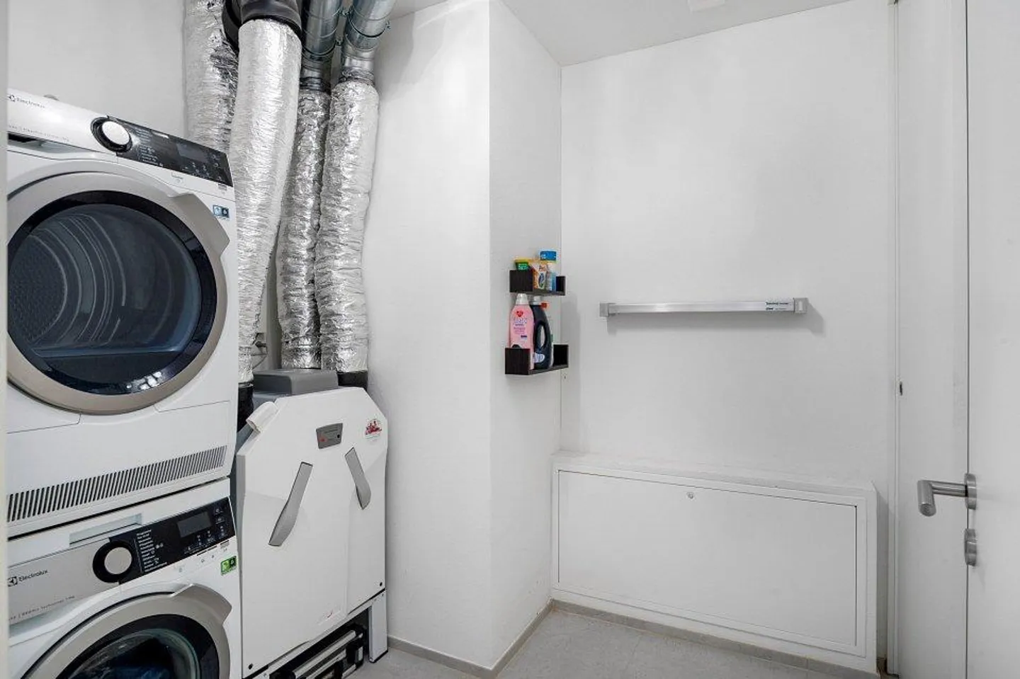 Moderne 2½-Zimmer-Wohnung im urbanen Leuen-Ensemble im steuergünsti... - Foto 12 von 13