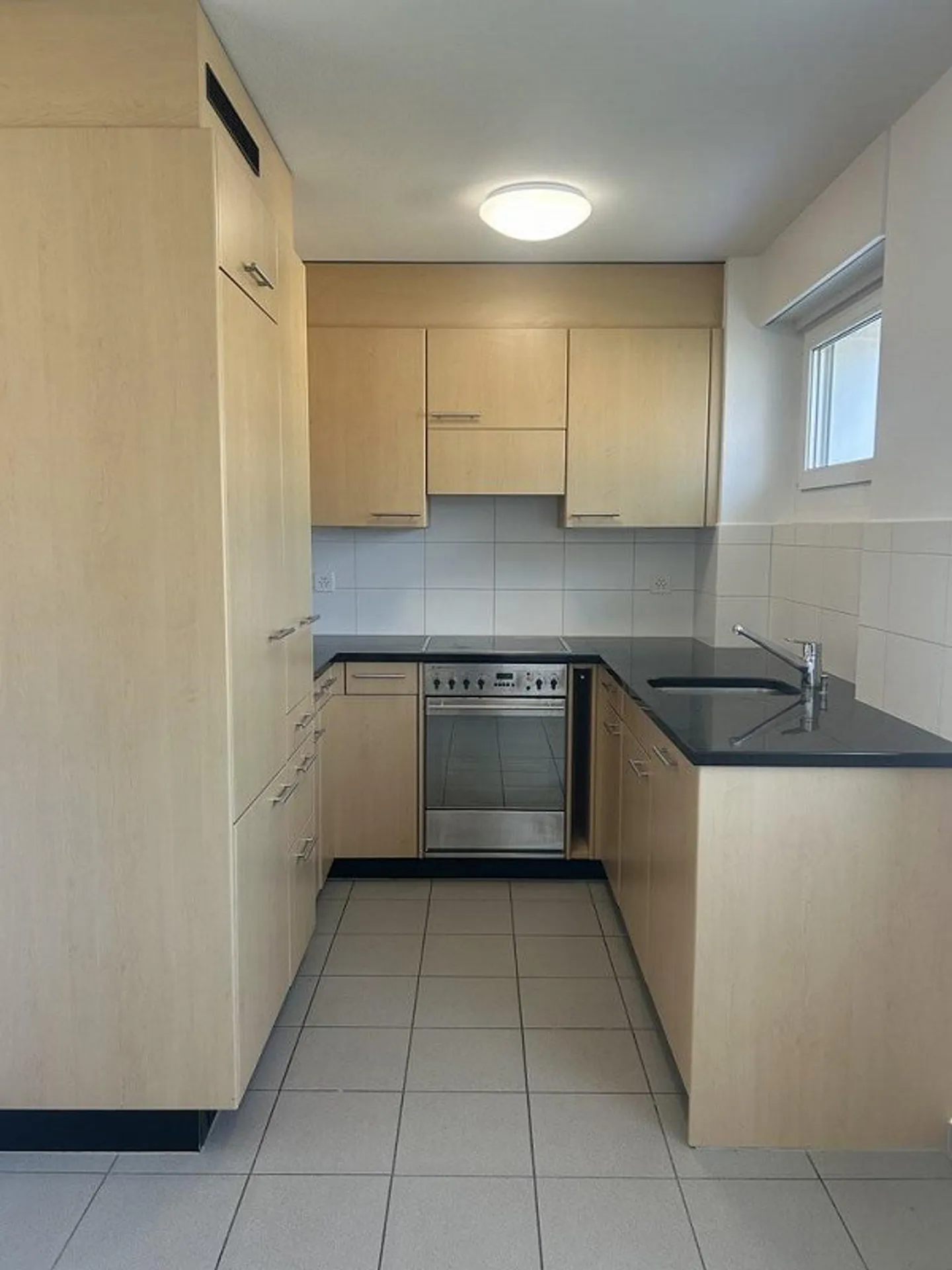 Appartement rénové et abordable près de la gare - Photo 8 sur 12