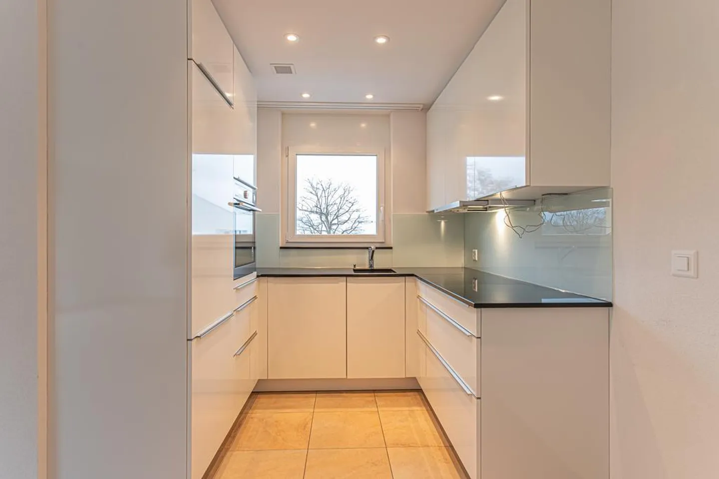 Modernes Apartment in zentraler Lage - Foto 1 von 10