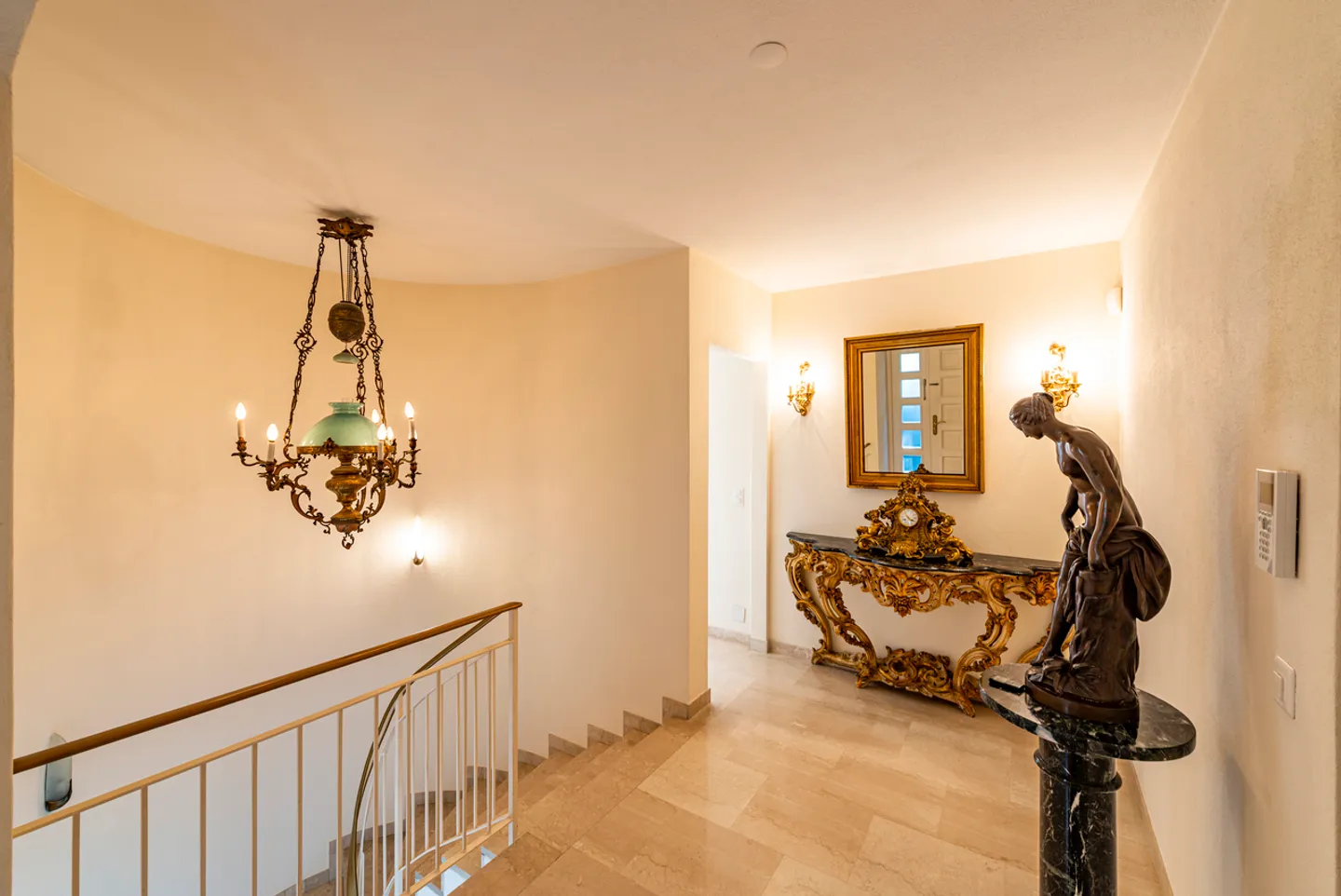 6.5 Room villa - Photo 10 of 16