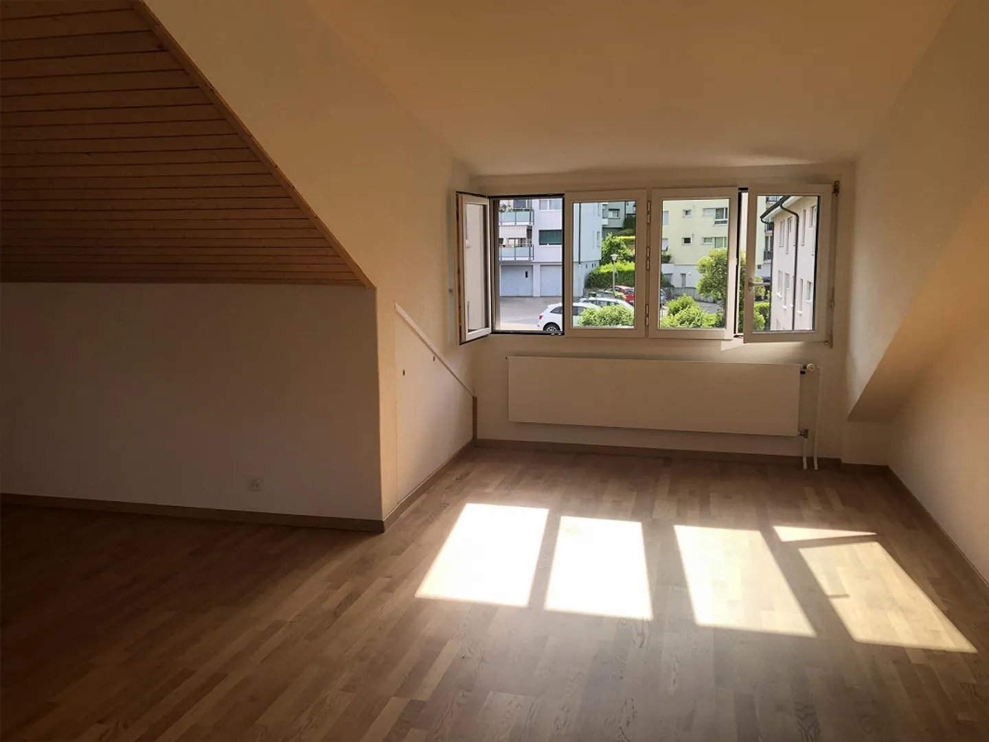Charmante 1,5 Zimmer Loft in einer Dachwohnung / 2. Stock - Foto 4 von 6