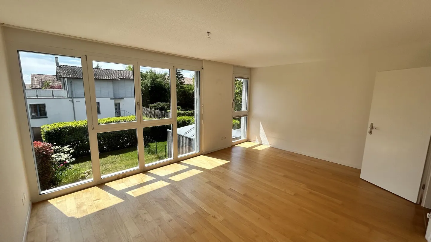 Bellissima Casa Familiare Semi-Indipendente - Foto 10 di 33