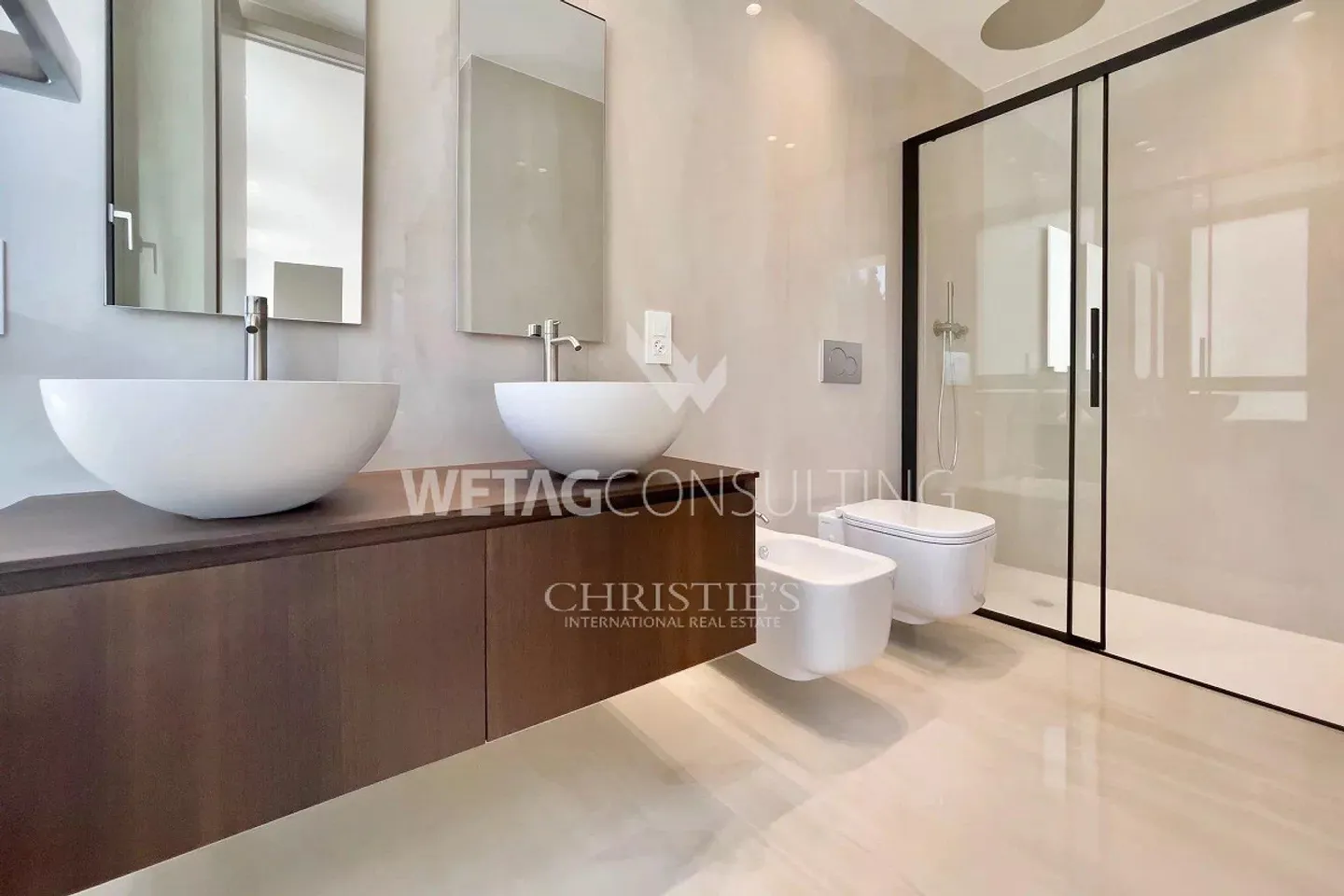 Appartamento moderno e di alta qualità di 3,5 locali con terrazza ad Ascona in vendita - Foto 8 di 10