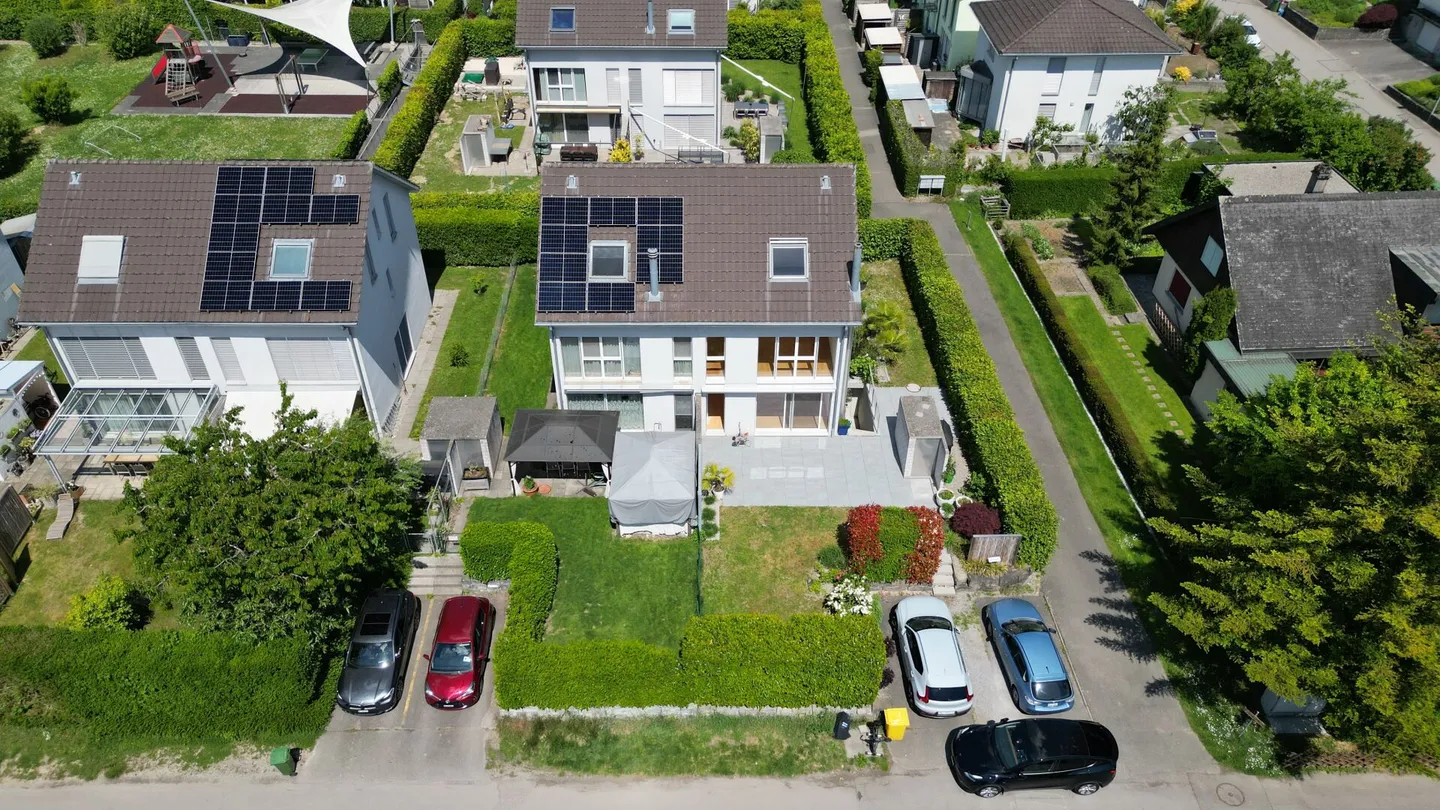 Bellissima Casa Familiare Semi-Indipendente - Foto 31 di 33