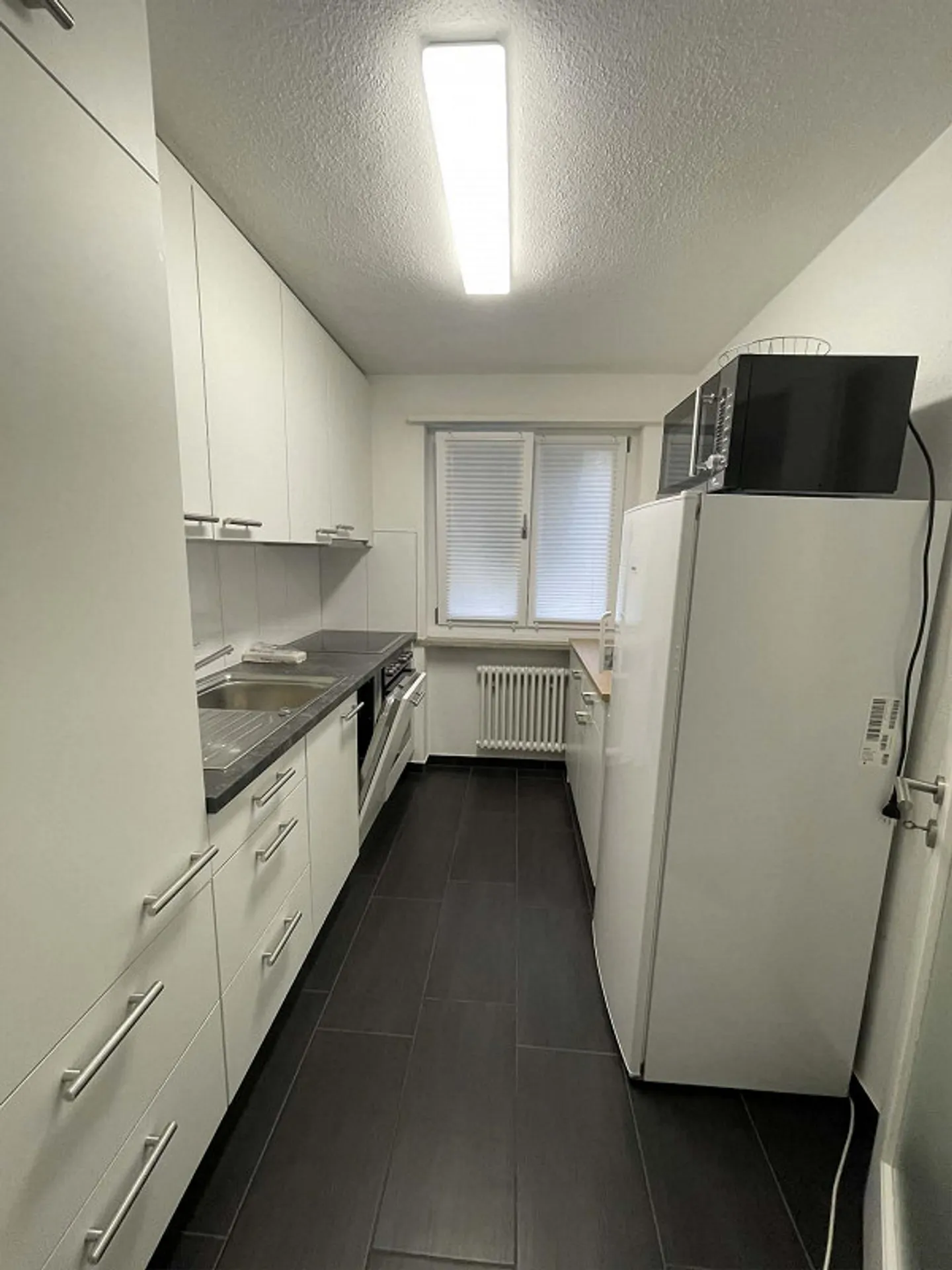 Furnished Apartment - Photo 3 of 11