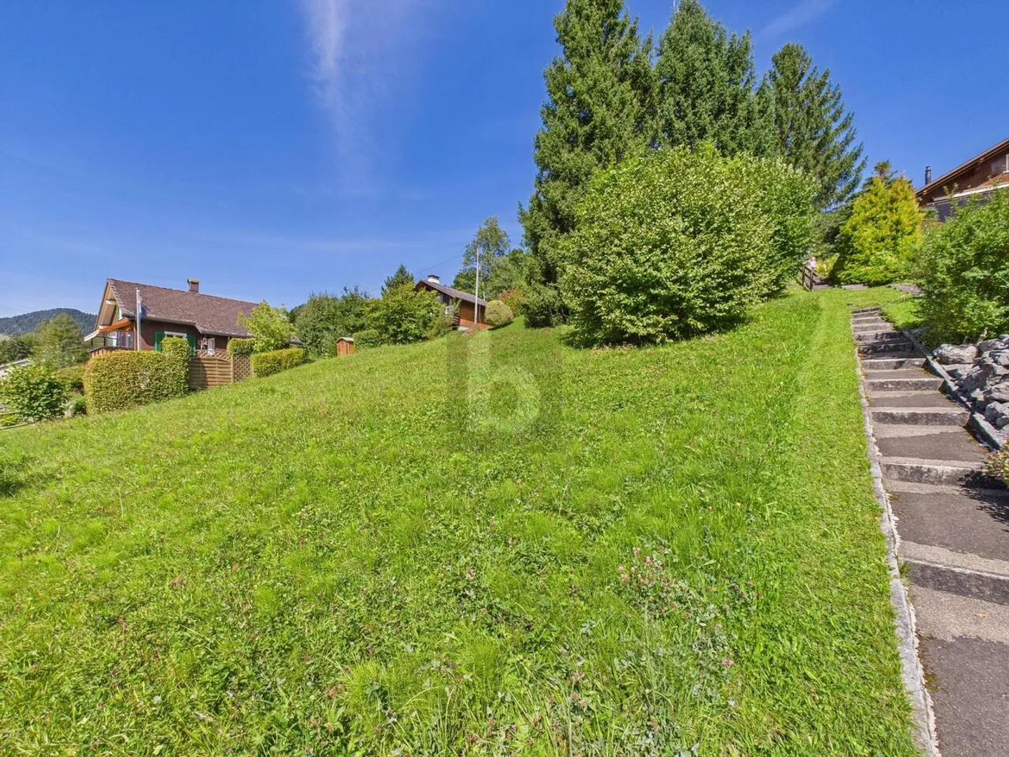 ATTRACTIVE LOCATION IN SUNNY AREA - Photo 2 of 5