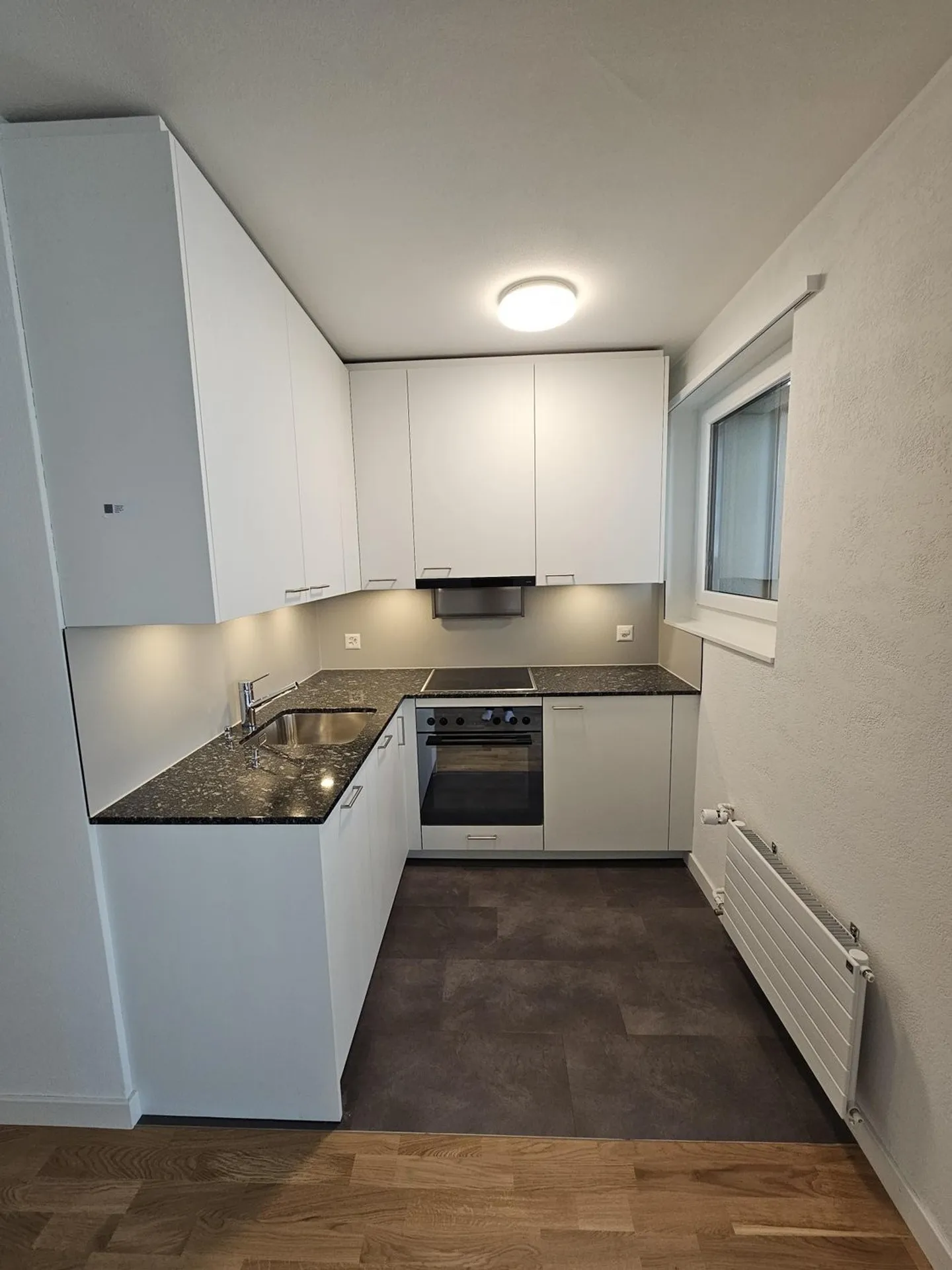 Energetically renovated 1-room apartment in the Breitenrain district - Photo 3 of 5