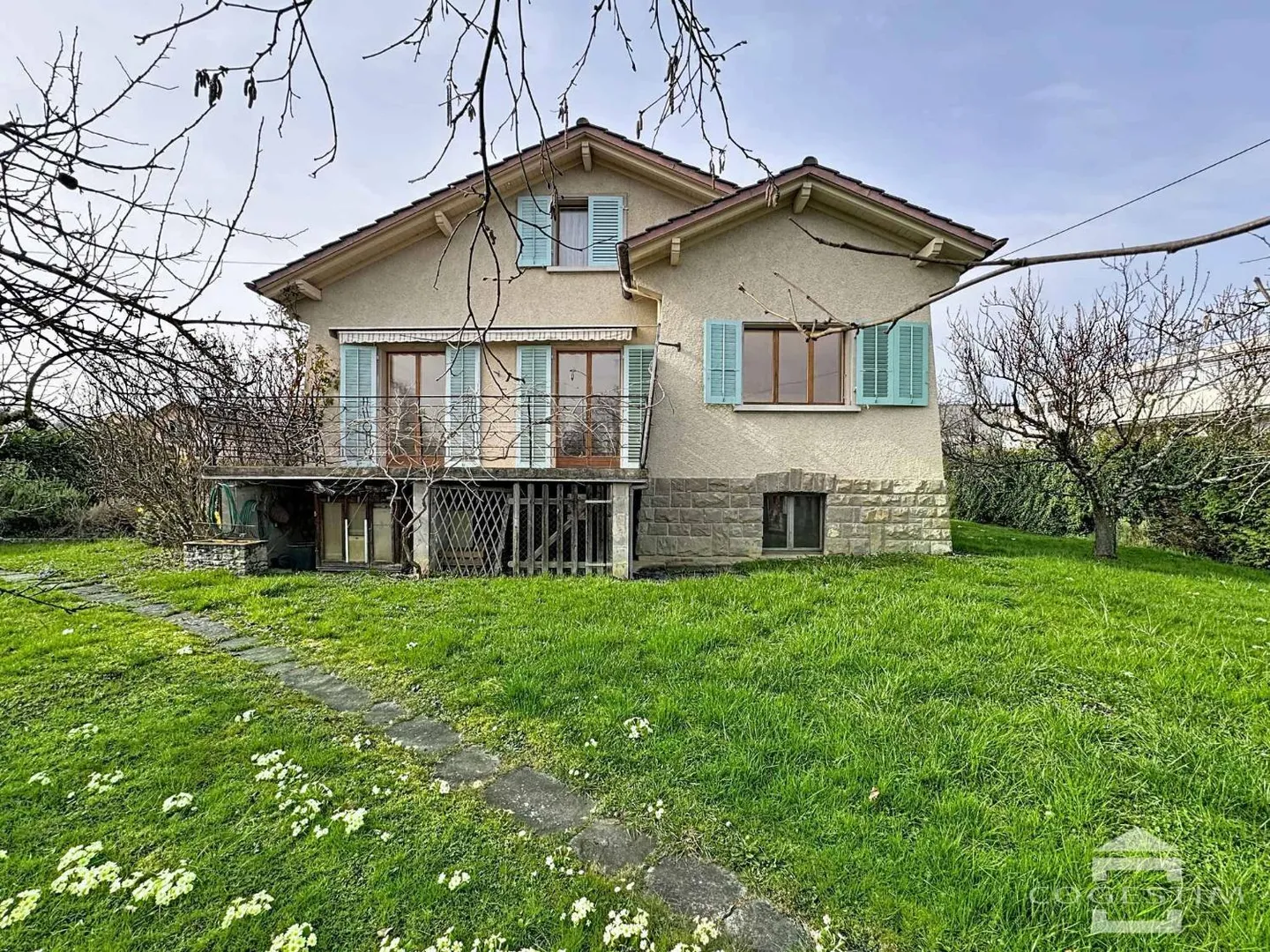 Villa Charmante avec Jardin - Photo 1 sur 12