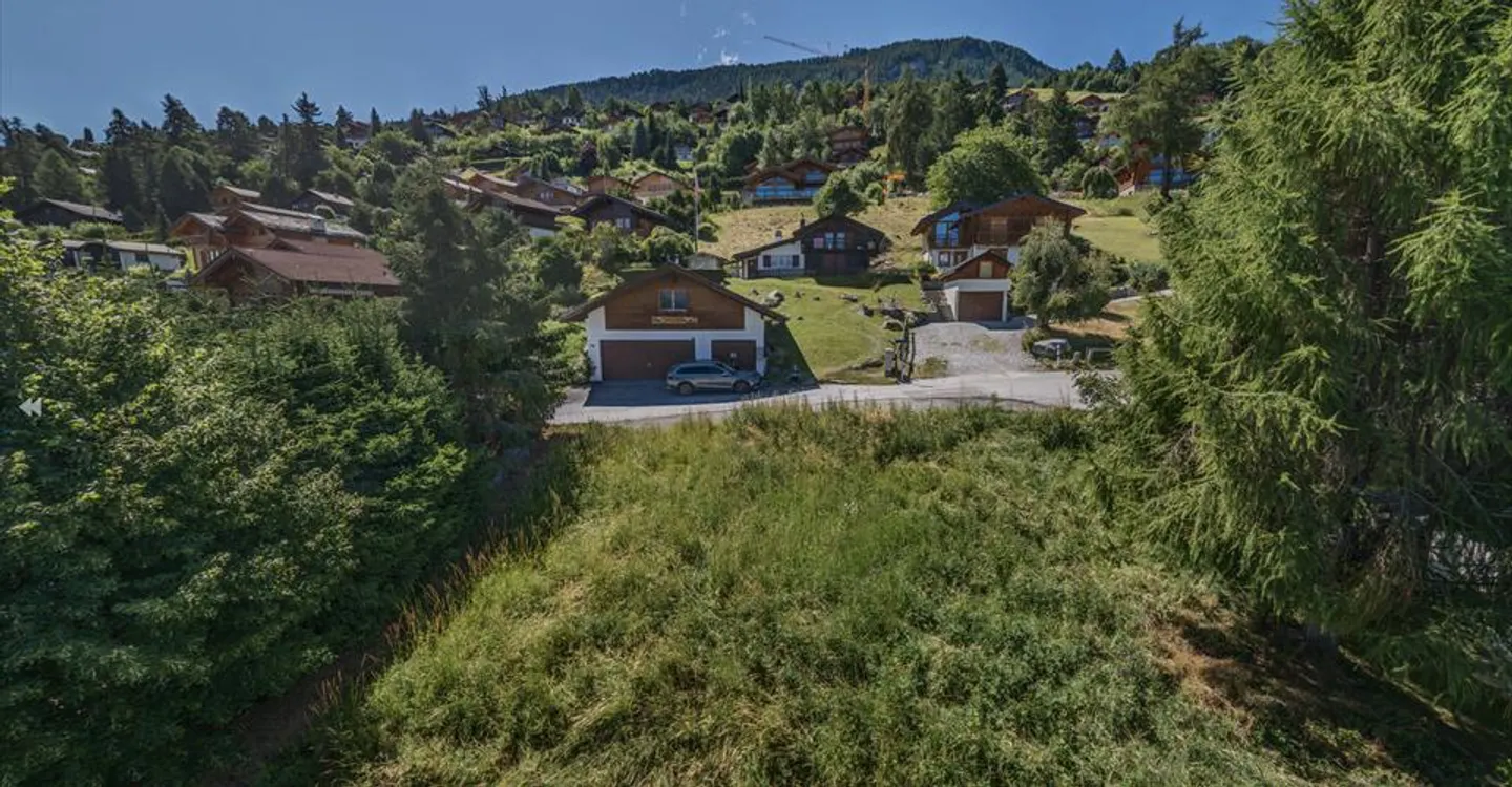 Geräumiges Baugrundstück in Haute-Nendaz - Foto 2 von 5
