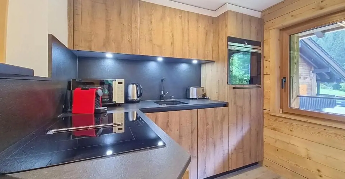 3.5 rooms in the forest at Planchouet (Nendaz)! - Photo 5 of 12