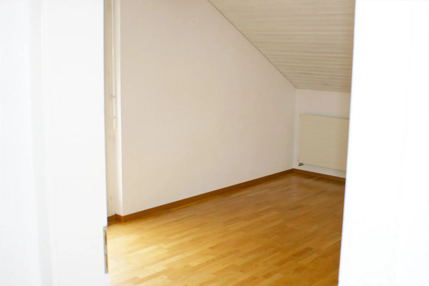 Schöne 4½-Zimmer-Wohnung mit Balkon - Foto 5 von 6