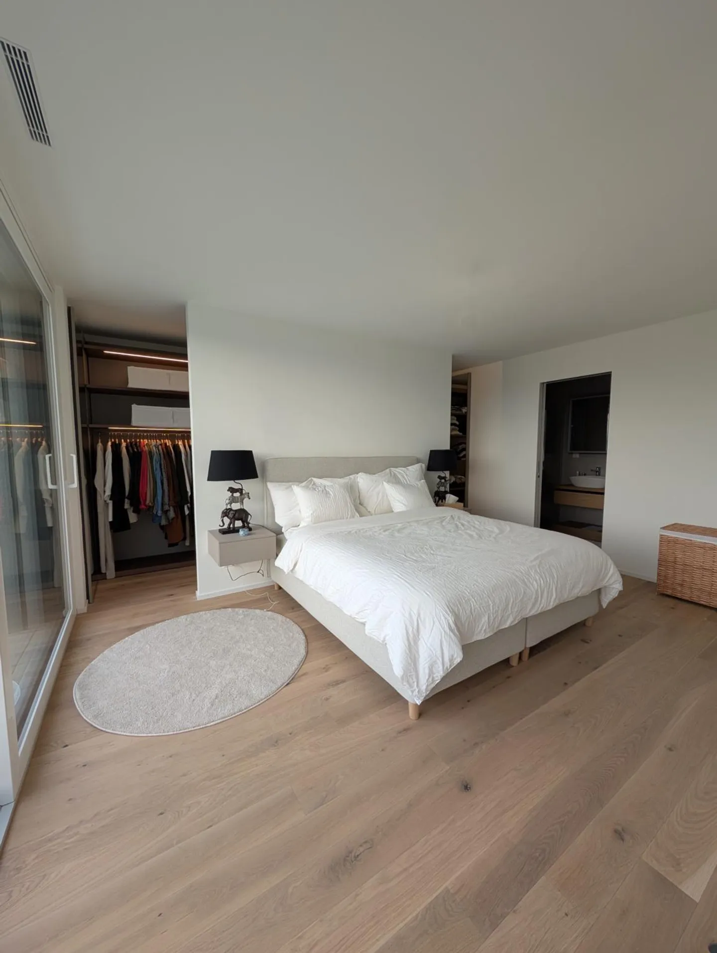 Spacious and bright, 3.5 rooms for rent - Photo 4 of 8