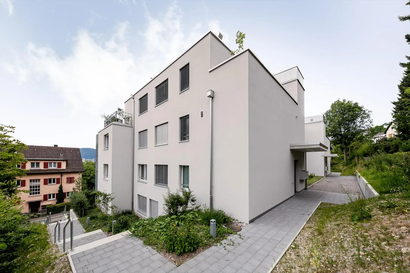 Posto moto a Zurigo-Wipkingen - Foto 2 di 2