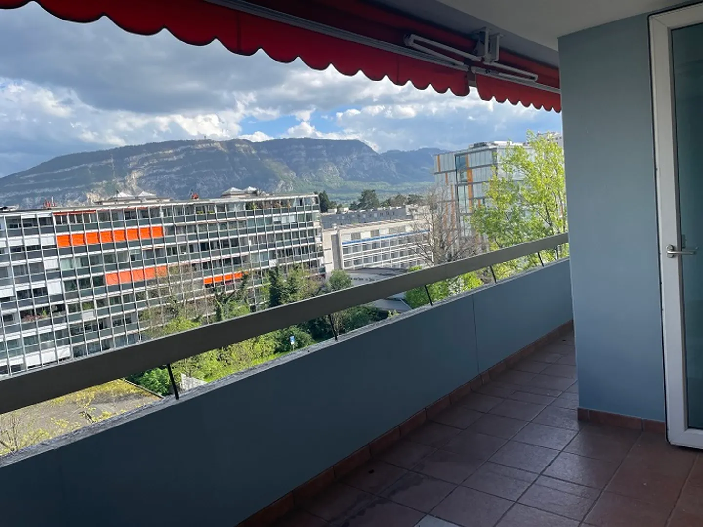 6-Zimmer-Wohnung - Foto 8 von 9