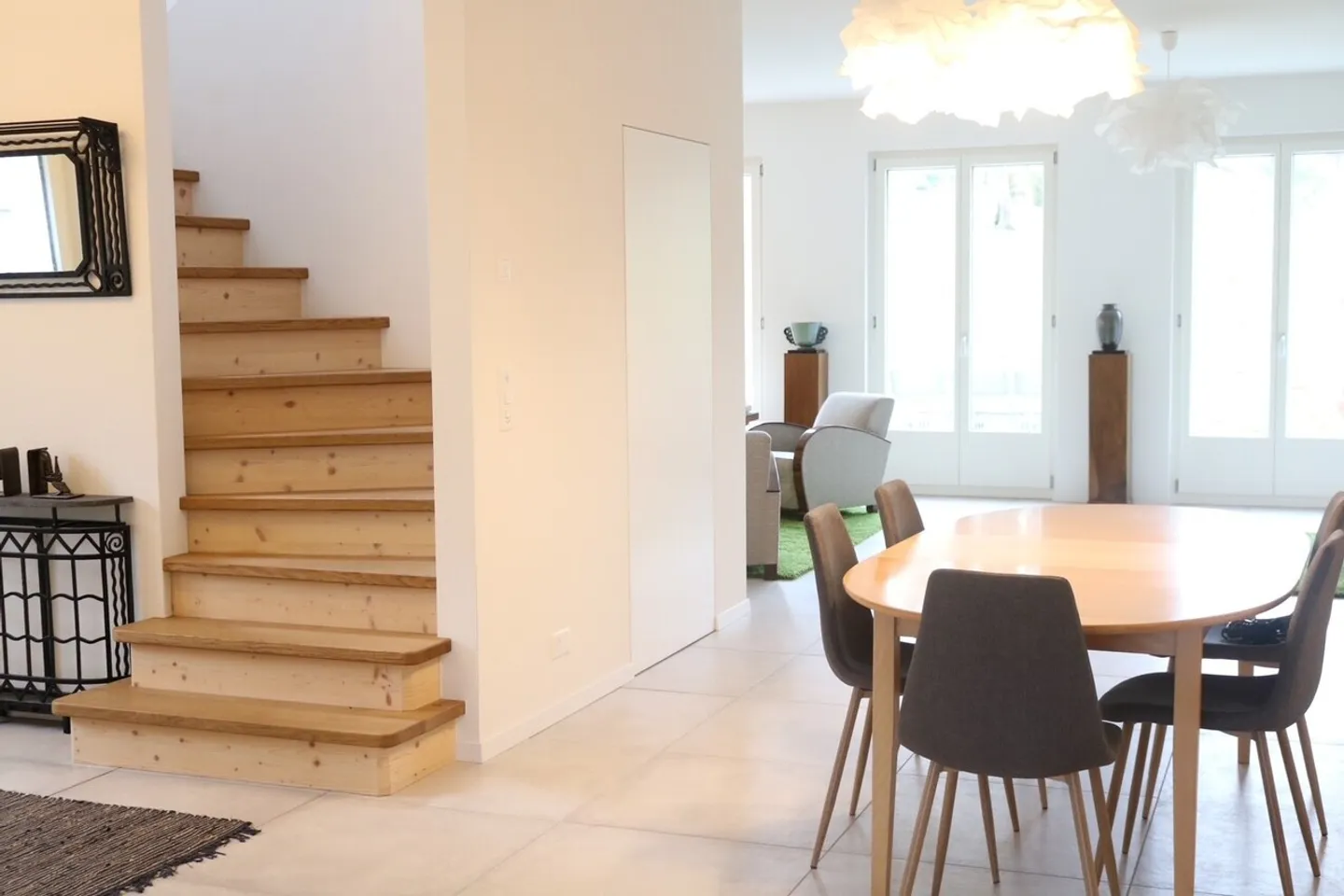 Charmante maison située dans un village calme et verdoyant - Photo 2 sur 7