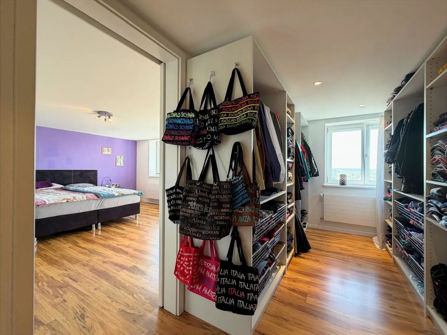 Where panoramic views create a sense of home! - Photo 4 of 18
