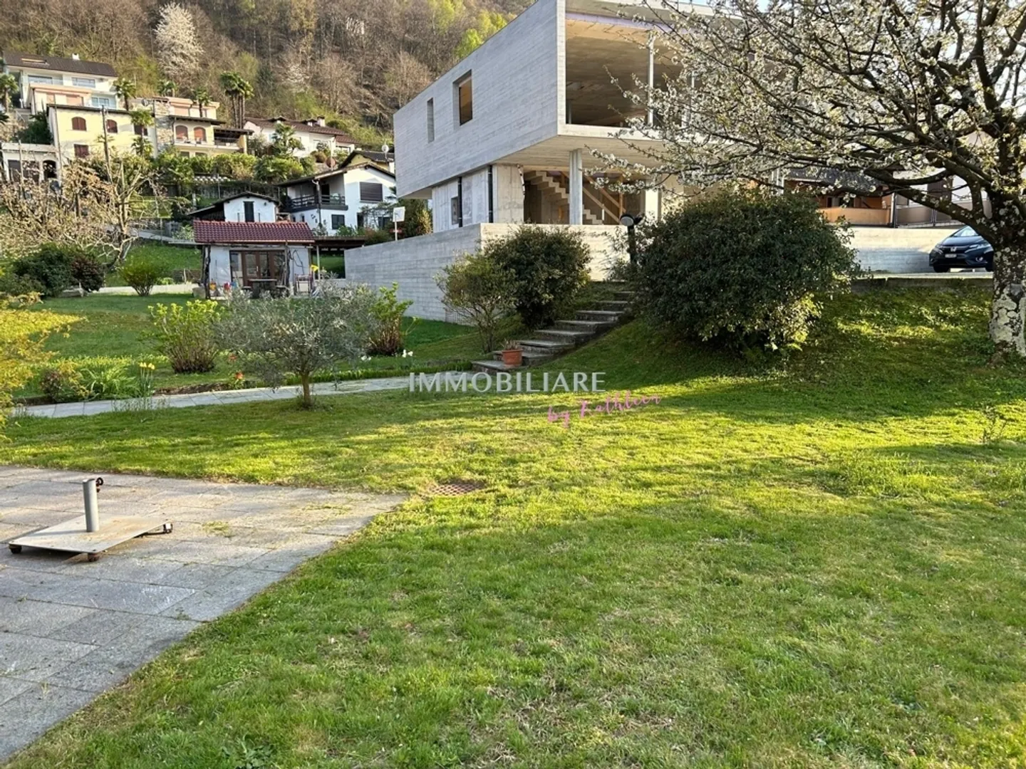 Villa con piscina in costruzione grezza, vista lago – Prezzo incluso completamento individuale - Foto 4 di 13
