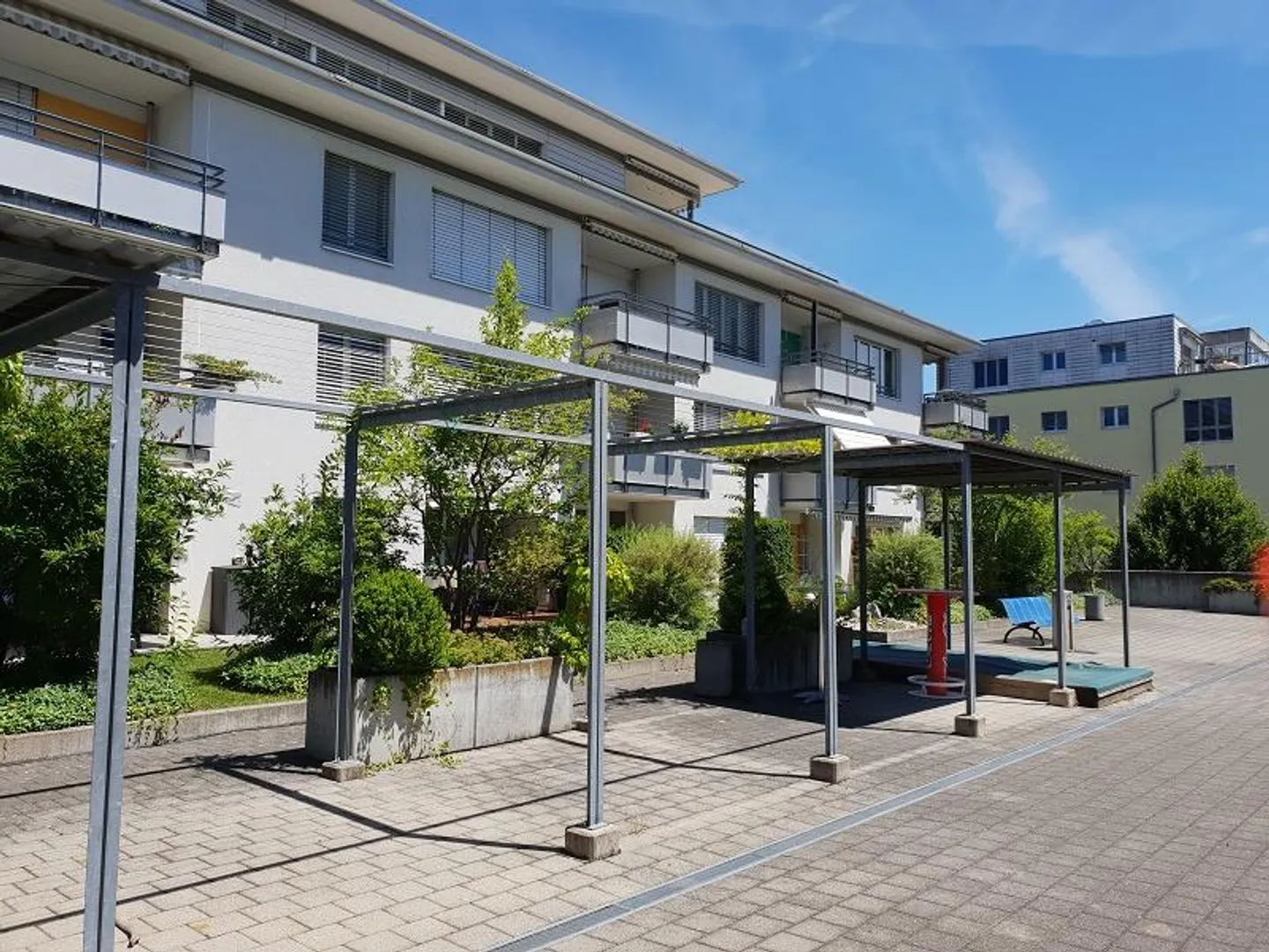 Chercher... Louer... Vivre! - Photo 2 sur 7